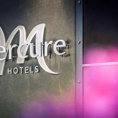 Mercure London Heathrow Airport-3